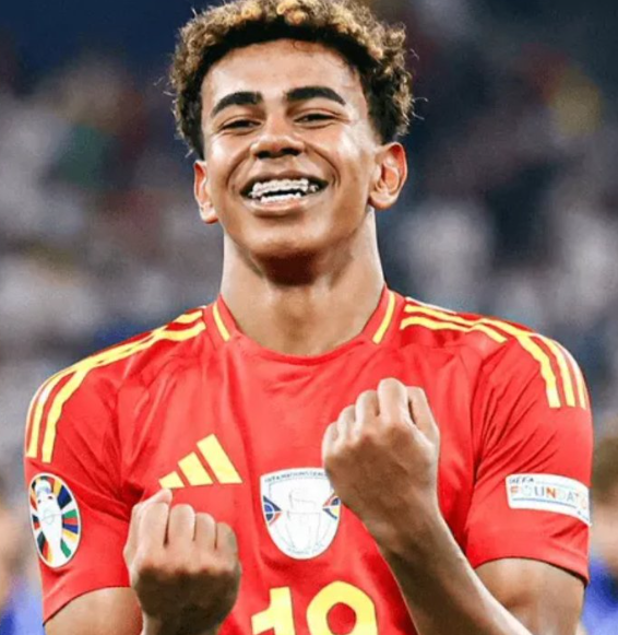 亚马尔：从赛前言论风波到场上表现低迷的困境剖析