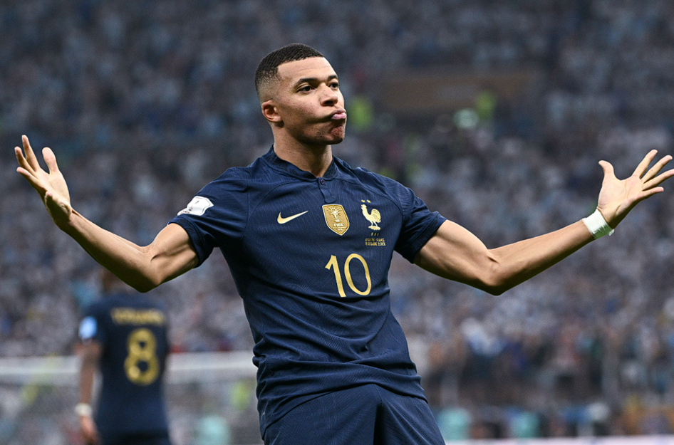 姆巴佩荣膺欧洲金靴：感恩前行，志在更多荣耀