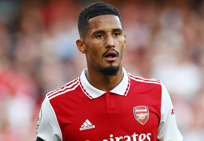 萨利巴绝妙防守：阿森纳防线上的闪耀时刻