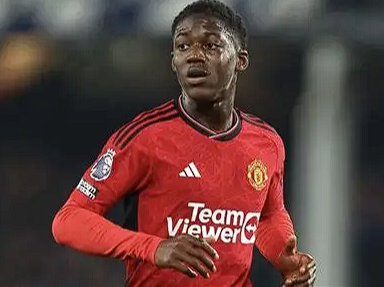 曼城中场努内斯谈争冠形势与新援印象，展望球队未来