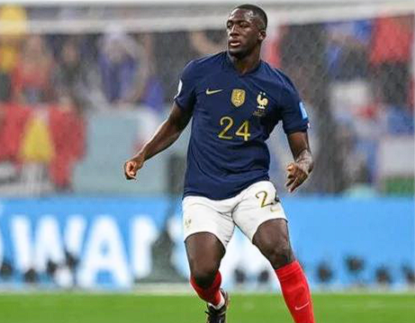 科纳特续约风云：利物浦的防线未来之锚