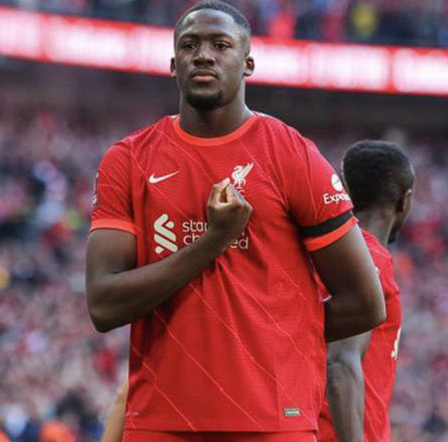 科纳特续约风云：利物浦的防线未来之锚