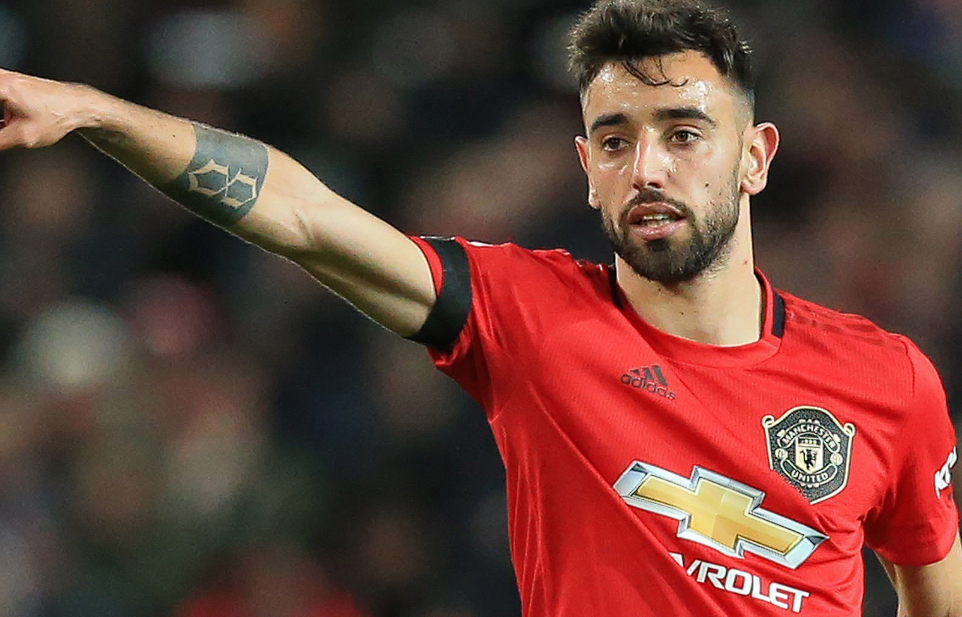 曼联客胜切尔西：防线调整奏效，众将发挥出色